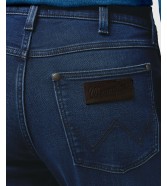 Jeansy Wrangler Larston 112372421 Nomad