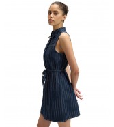 Sukienka Lee SLEEVELESS DENIM DRESS 112377049 Indigo Rush