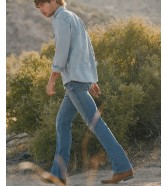 Jeansy Wrangler Wrancher 112377838 Harbor Blue