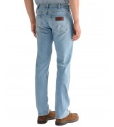 Jeansy Wrangler Greensboro 112378458 Airy Blue