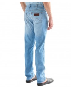 Jeansy Wrangler Greensboro 112378689 Light Wash