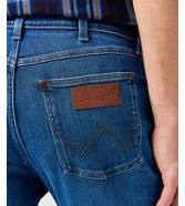 Jeansy Wrangler Larston 112378853 Dandelion Summer