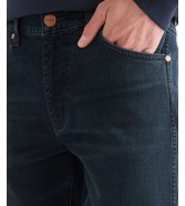 Jeansy Wrangler Larston 112386916 Ashen Blue
